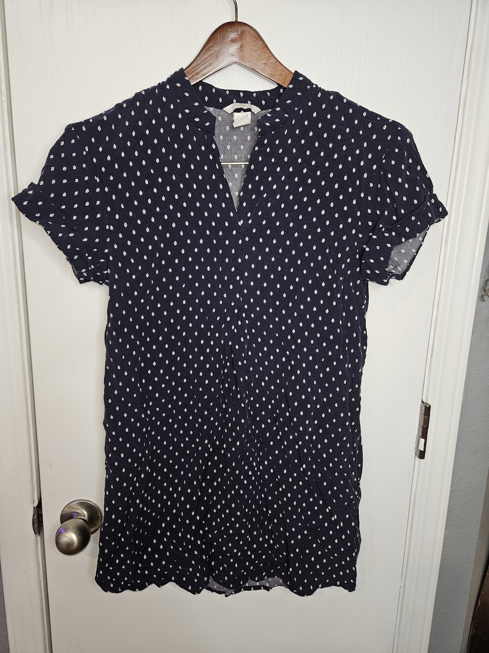H&M Navy and White Eye Cat Print Short Sleeve Dress